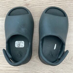 Adidas Infant Yeezy Slides